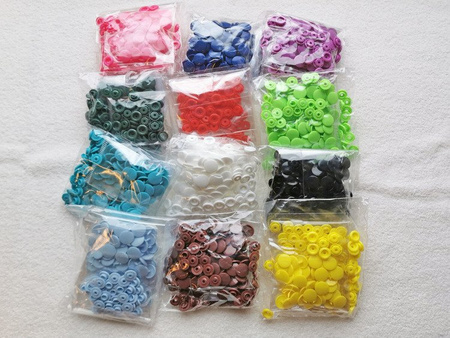 napy plastikowe 18\" 50kpl - kolor różowy nr 18